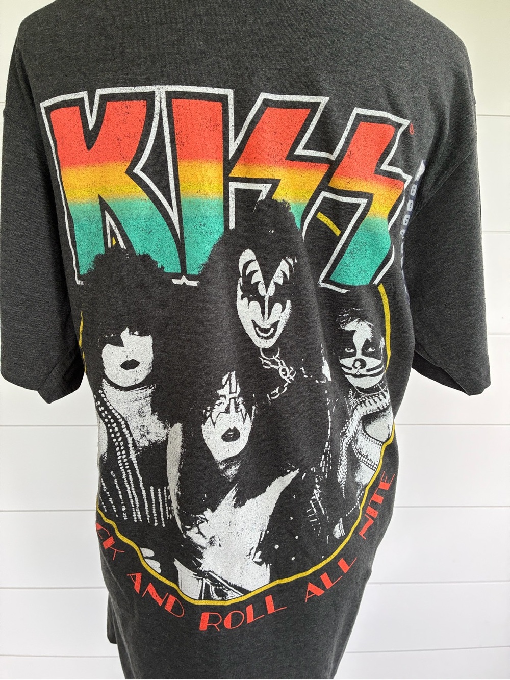 KISS Band Rock and Roll All Nite Logo Graphic t-shirt adult size Large NWT/0218